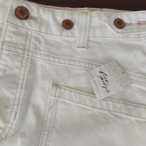 Free People - We The Free Palmer Shorts - White -Size 30 - Picture 4 of 5